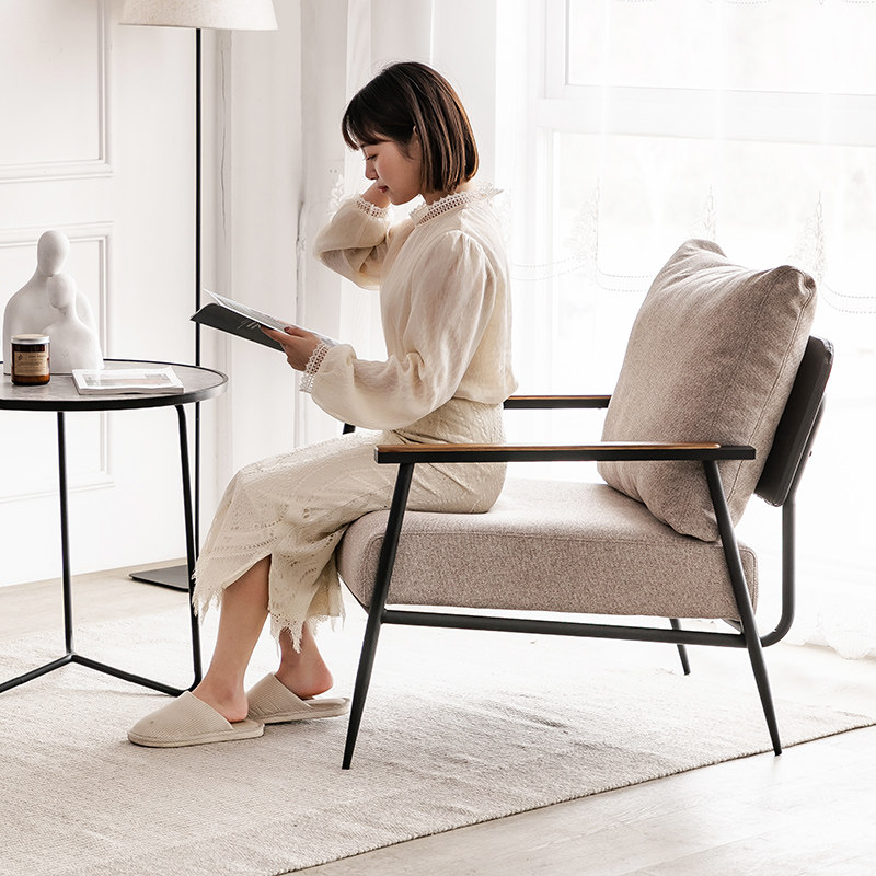 モダンデザイナーリビングルームソファミニマリスト北欧オフィス - Office Furniture Services のレビューと価格